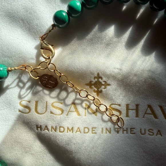 Susan Shaw Malachite Beaded Necklace - Picture 2 of 3